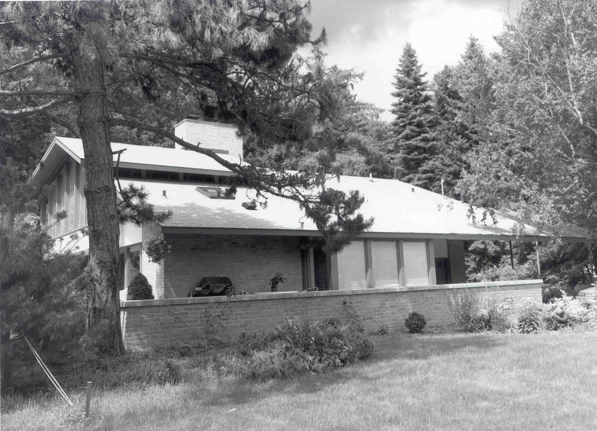 Donald & Louise (Clark) Irish House, Alden B. Dow, 1941. Michigan State Historic Preservation Office File Photo.