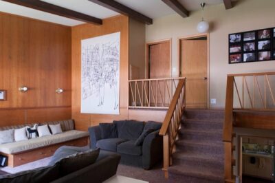 Robert J. and Syd S. Van Dragt House