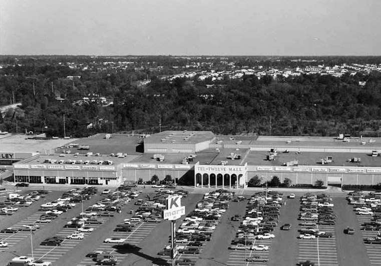 Tel-Twelve Mall
