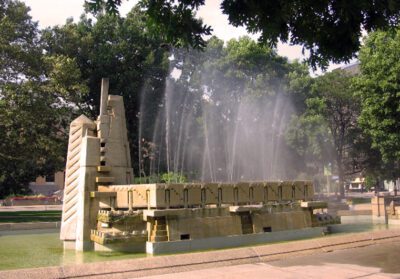 Fountain of the Pioneers