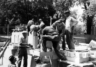 Fountain of the Pioneers, Bronson Park, Kalamazoo.  Photo courtesy of the City of Kalamazoo.